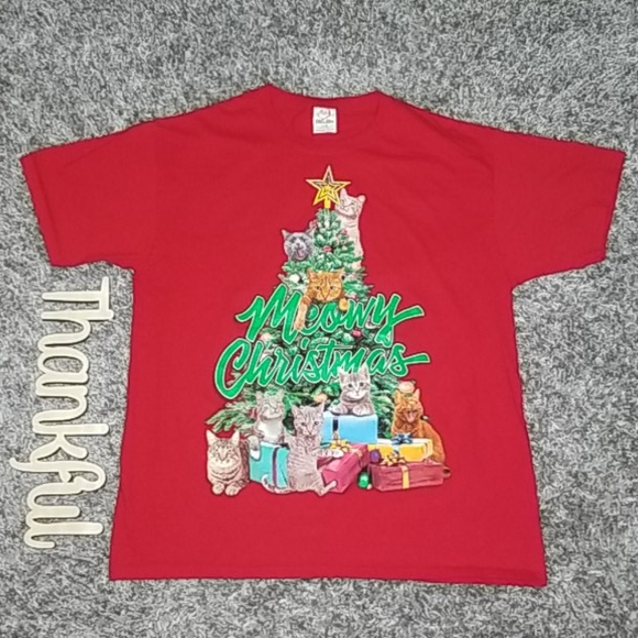 EUC🔥 MEOWY Christmas- Cat T Shirt - Picture 1 of 5